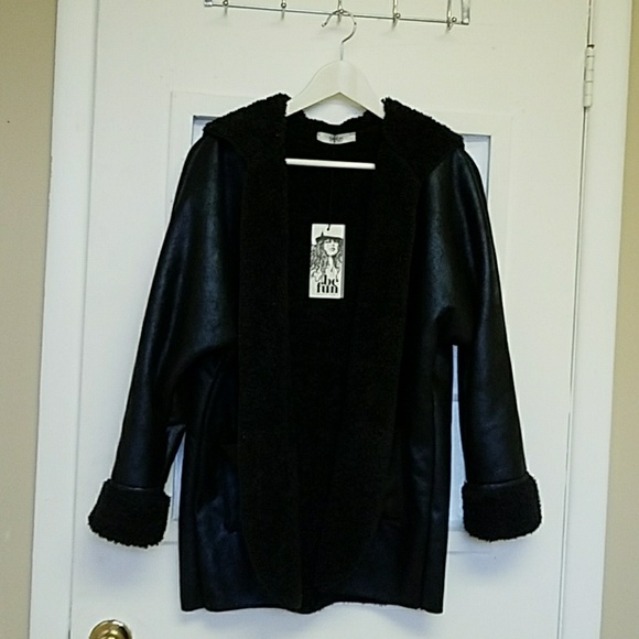 Jacket - Picture 1 of 7